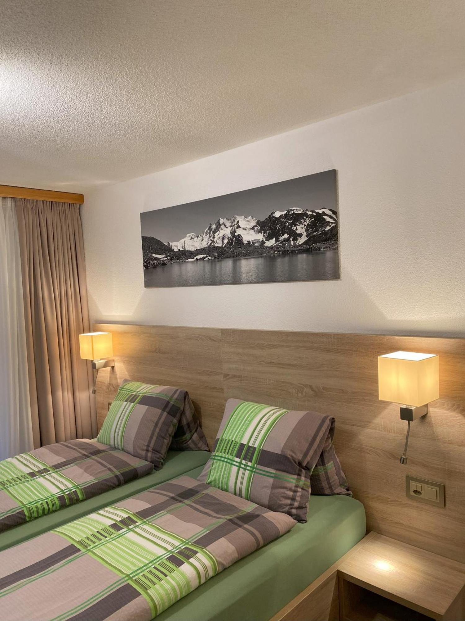 Apartments Arcadia Saas-Grund Εξωτερικό φωτογραφία